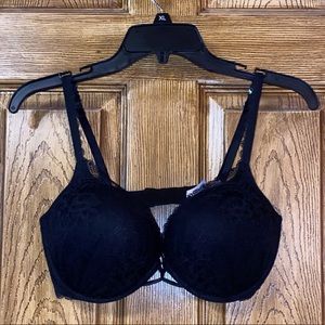 New w/o tags miraculous plunge Victoria Secret bra